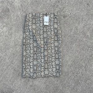 Zara Grey Snake Print Pencil Skirt